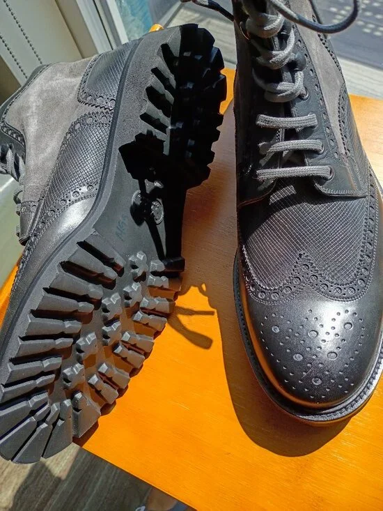 Magnanni for Saks Fifth Avenue Boots 9.5 *Like New - Picture 3 of 12